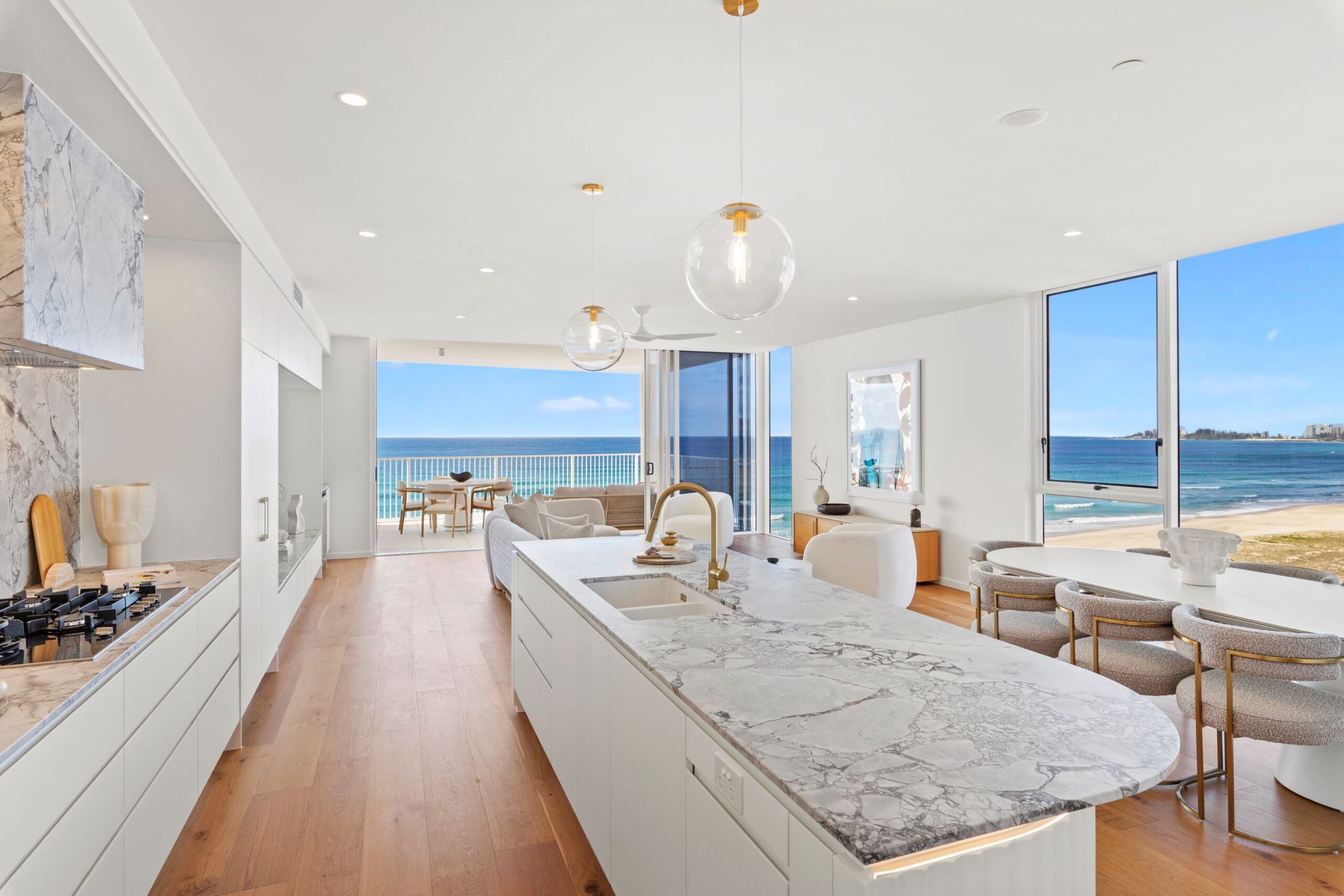 Visual Reference: Beachfront Penthouse Living Takes Off On Gold Coast