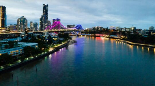 Brisbane River. | Newsreel