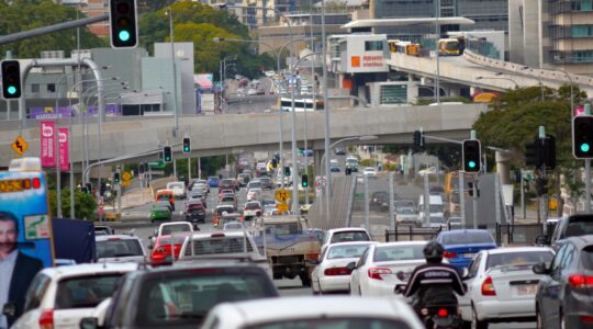 Traffic Brisbane. | Newsreel