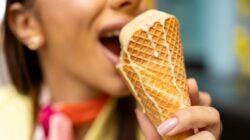 ice cream cone Free mixer