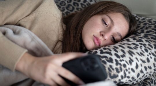 Loneliness grows as friendships evaporate