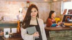 Teenage girls are missing out on superannuation - Newsreel