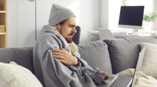 Can we trust the bots for health advice?