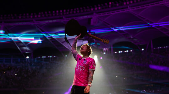 Ed Sheeran to “pop up” in Australian retail centres