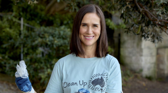 Clean Up Australia Chair Pip Kiernan - Newsreel