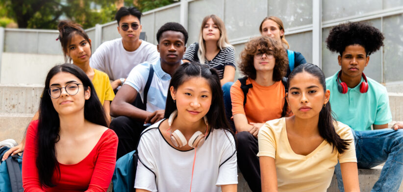 Racially diverse students at uni - Newsreel
