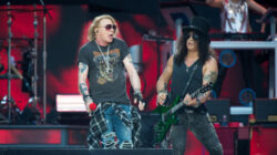 Axl Ros and Slash from Guns n' Roses - Newsreel