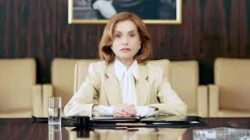 The Richest Woman in the World - Newsreel