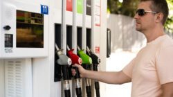 RACQ says petrol prices unjust - Newsreel