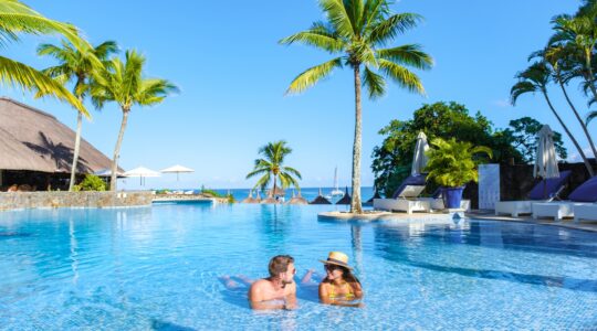 Luxury resort holiday bucket list - Newsreel