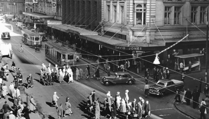 David Jones - Newsreel