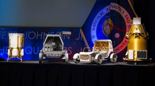 NASA unveils shopping list of Moon Base equipment