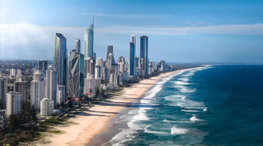 Gold Coast beaches - Newsreel