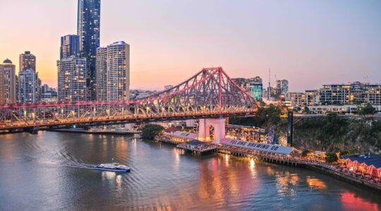 Brisbane - Newsreel