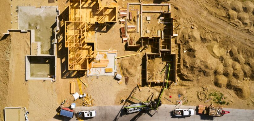 House under construction. | Newsreel