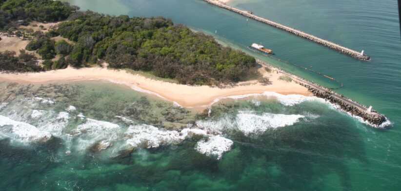 dredge-at-mooloolaba-harbour
