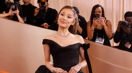 Ariana Grande health speculation asks the wrong question