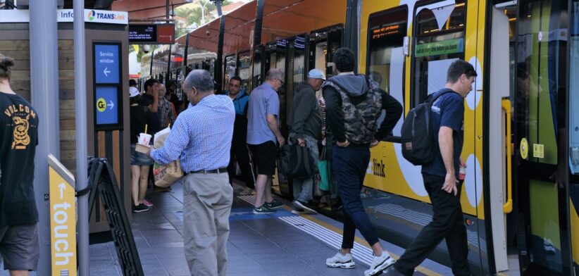Gold Coast light rail - Newsreel