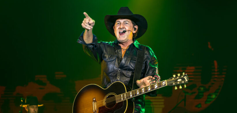 Lee Kernaghan Performs At The Tamworth Country Music Festival