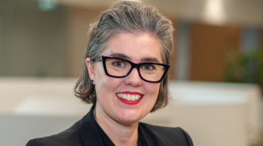 DE-80243 – Photo of Anita Challen